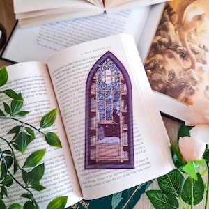 Blauwe kat en boekenplanken transparante bladwijzer in glas-in-loodstijl, leesgrage cadeaus, fantasieboeken