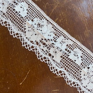 Bordure en dentelle au crochet style Cluny, crème rose foncé, 70 mm, prix au mètre, design vintage parfait pour la couture et l'artisanat