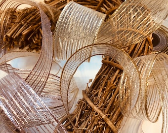 Berisfords Jazz Metallic Glitzy Stripe Wired Ribbon Wählen Sie zwischen Rosegold, Silber oder Gold. Perfekt für Geschenkverpackungen, Dekorationen