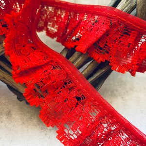 3cm/1.25 Pretty Nottingham Gathered Frilled Lace Trim Perfect for Dress Making, Sewing, Crafts. Choice of Shade & Length Red