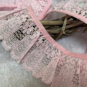Baby Rosa Versammelt Rüschen Spitze 2 "breite Made in Nottingham Perfekt für Dress Making, Nähen, Handwerk