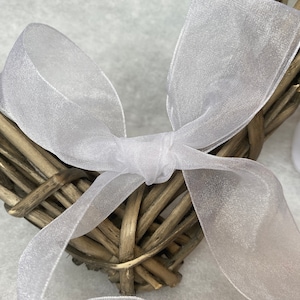 Berisfords Super Sheer Organza White Ribbon Choice of 10MM 15MM 25MM 40MM WIDTHS Wedding, Gift wrapping, Flower Arranging