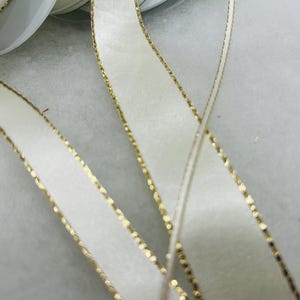 Berisfords IVOIRE avec bordure dorée double ruban de satin 3 mm 7 mm 15 mm ou 25 mm de large Idéal pour le bricolage, emballer des cadeaux