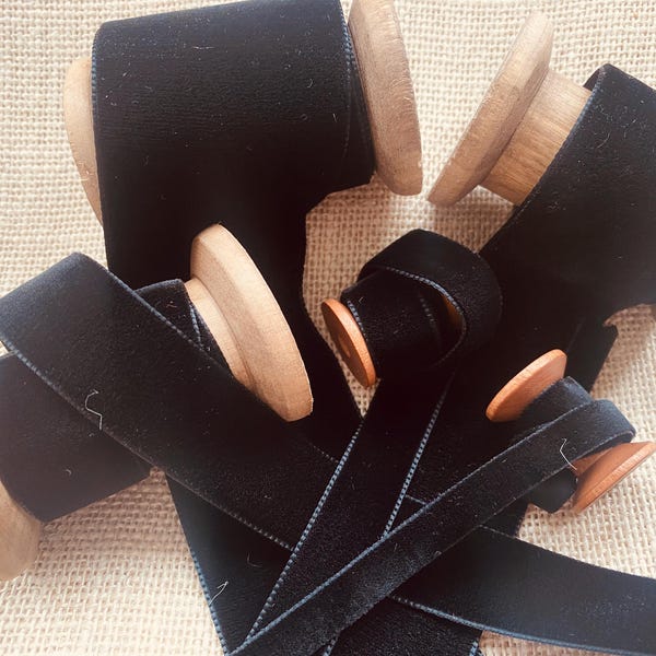Berisfords Black Luxury Velvet Ribbon Choice of 9mm 16mm 22mm 36mm 50mm Widths Perfect for Crafts, Sewing, Gift Wrapping