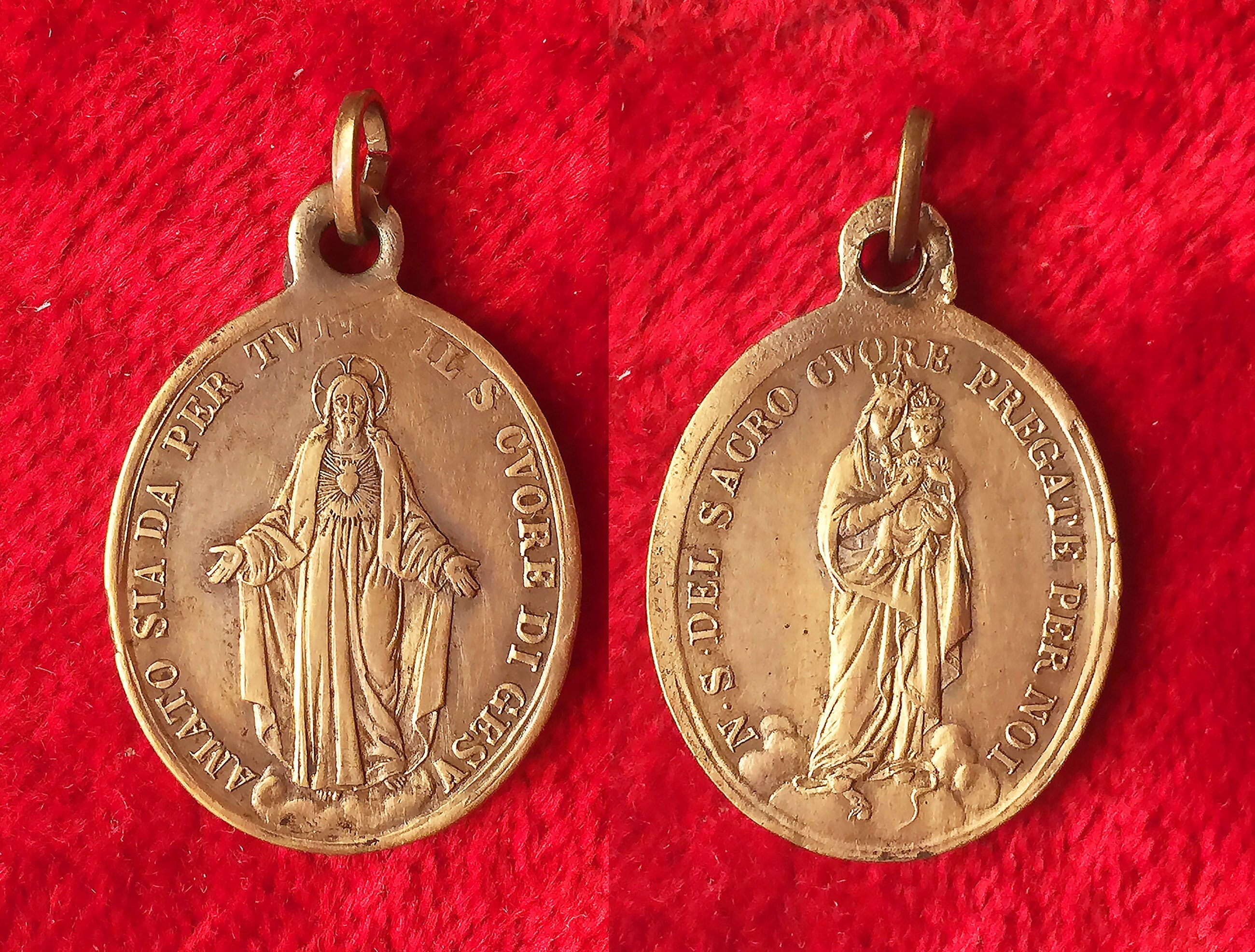 Vintage religious medals wholesale deals