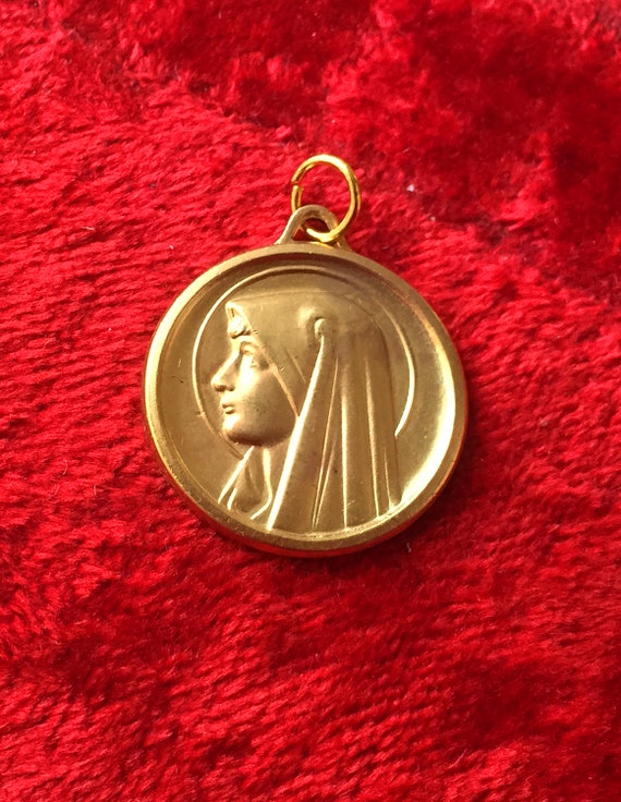 Antique french Virgin Mary religious medal 1 in, … - image 5