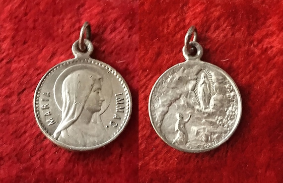 Antique french Virgin Mary religious medal Lourde… - image 1