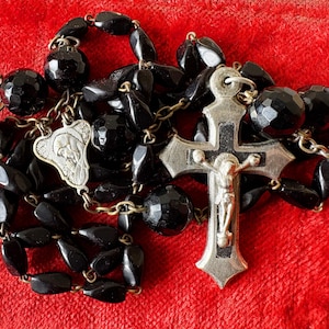 Vintage French Mary black catholic rosary, antique traditional rosary 5 decades, Lourdes rosary for women w black glass prayer beads