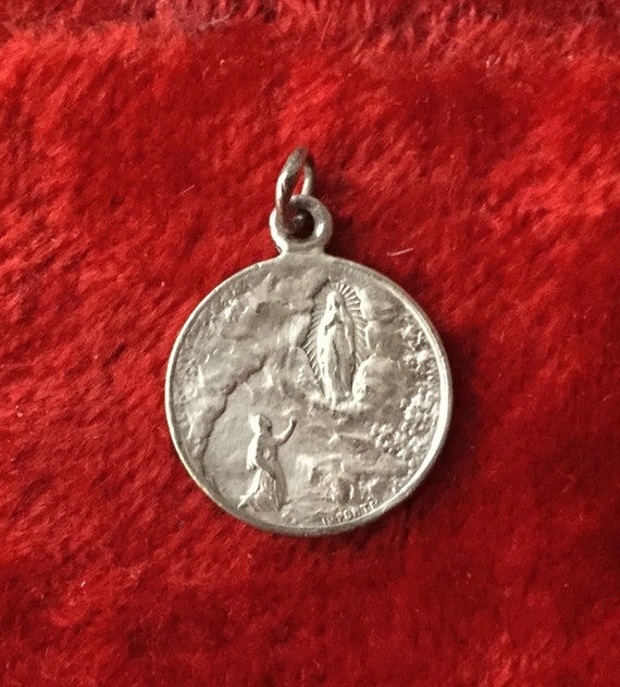 Antique french Virgin Mary religious medal Lourde… - image 3