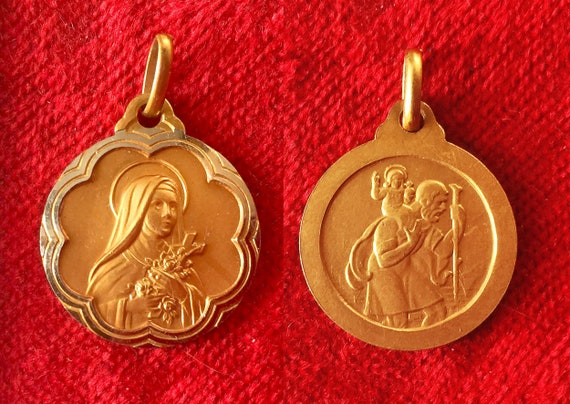 Vintage French Saint Therese religious medal cath… - image 1