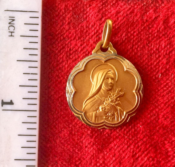 Vintage French Saint Therese religious medal cath… - image 3