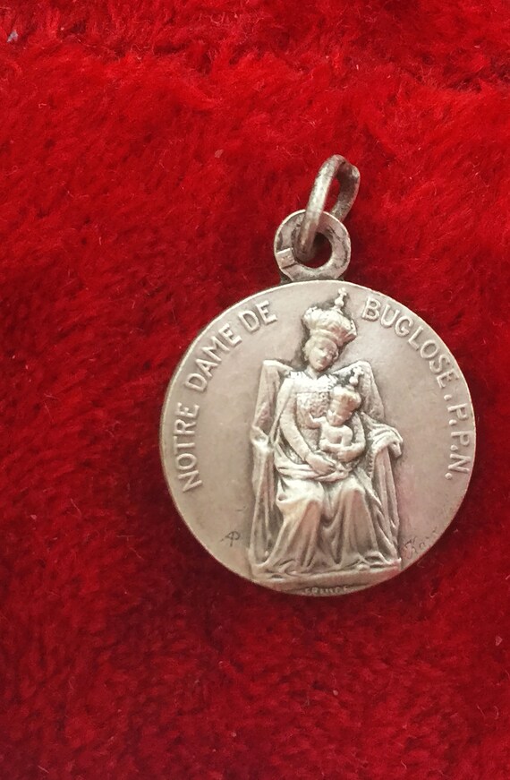 Antique french Virgin Mary religious medal and Sa… - image 4