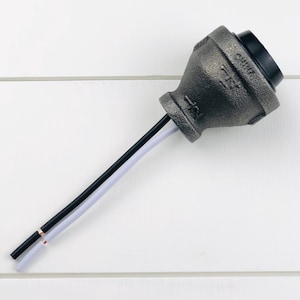 Industrial Iron Pipe Steampunk Lamp Socket Fits 1/2, 3/4 & 1 Pipe 14 Gauge Wire Copper Socket Screw image 2
