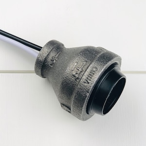 Industrial Iron Pipe Steampunk Lamp Socket | Fits 1/2&quot;, 3/4&quot; & 1&quot; Pipe | 14 Gauge Wire | Copper Socket Screw