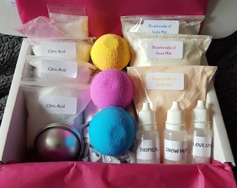 Amazing foaming Bath Bomb kit, a great gift for any age, and occasion, treat yourself or make gifts for loved ones...Makes 15 bombs + 3 free