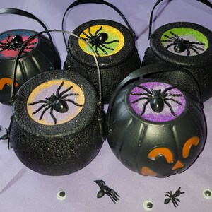 1 Halloween Bubbling Witches Brew Cauldron Bath Bomb, great gift for any age or just give yourself an Halloween treat...no nut oils used image 4