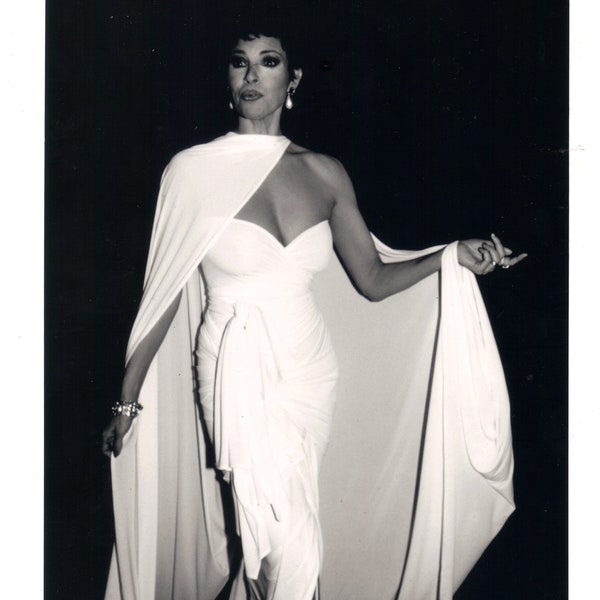 Raquel Welch Naked - Etsy