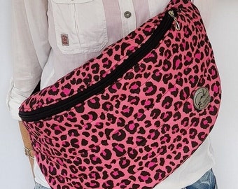 Bauchtasche mit Leoparden Print XXL, Crossbody Tasche, groß, pink, Beutel mit Bauchtasche, Bananensack XXL, Schultertasche, Reisetasche groß