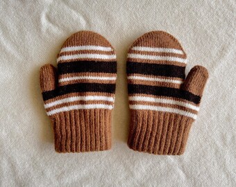 100% kids' wool mittens, sustainably handmade in Mongolia - Brown striped