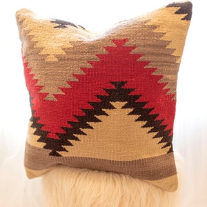 Turkish Kilim Pillow Cover: Geometric Southwestern Cotton Cushion (20x20 inch)