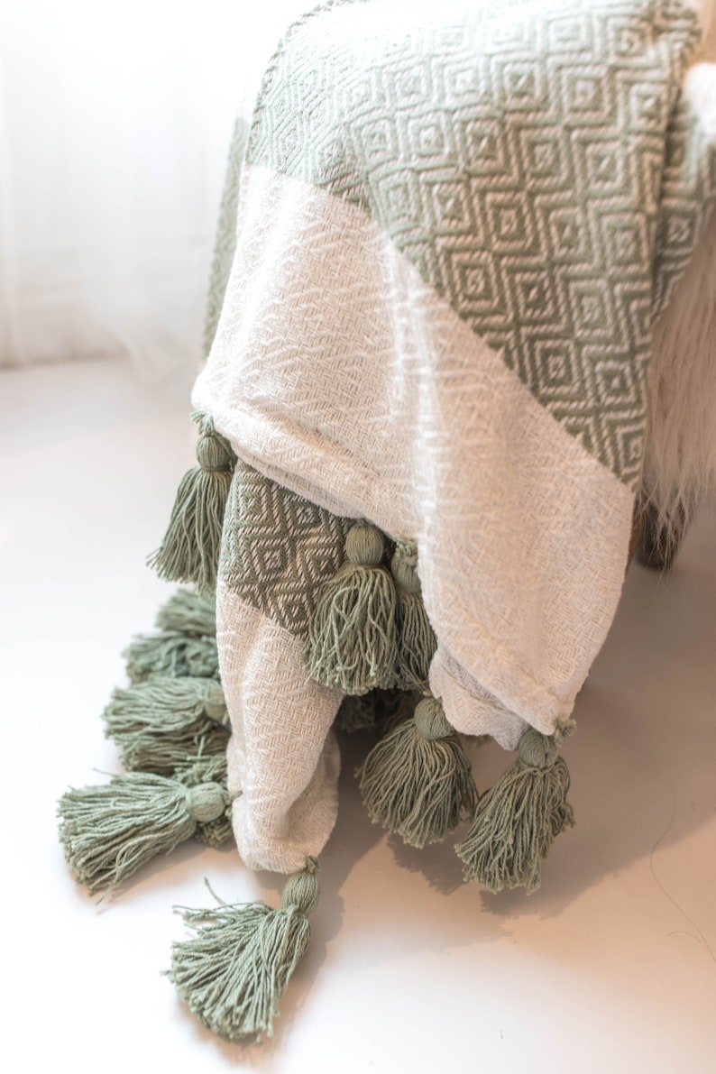 Blanket With Large Tassels at Mark Huffine blog