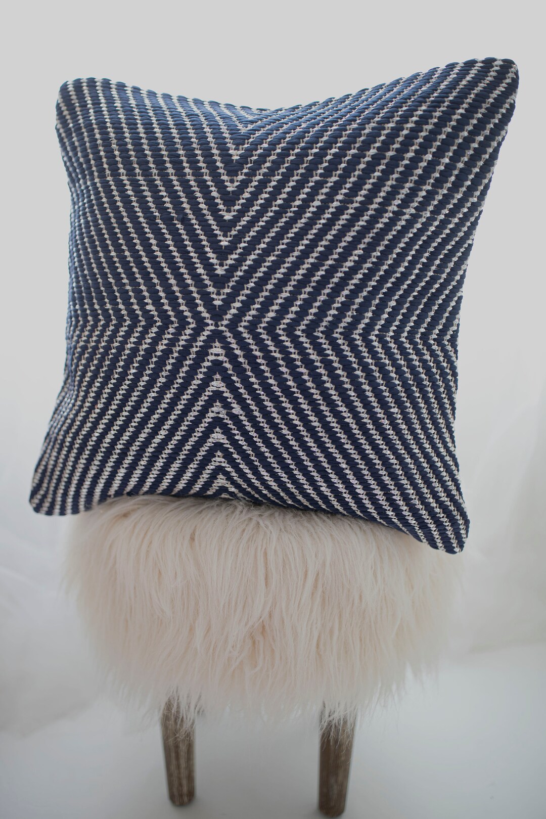 Picture of Handwoven Geometric Throw Pillow Cover: Blue and Silver, 20