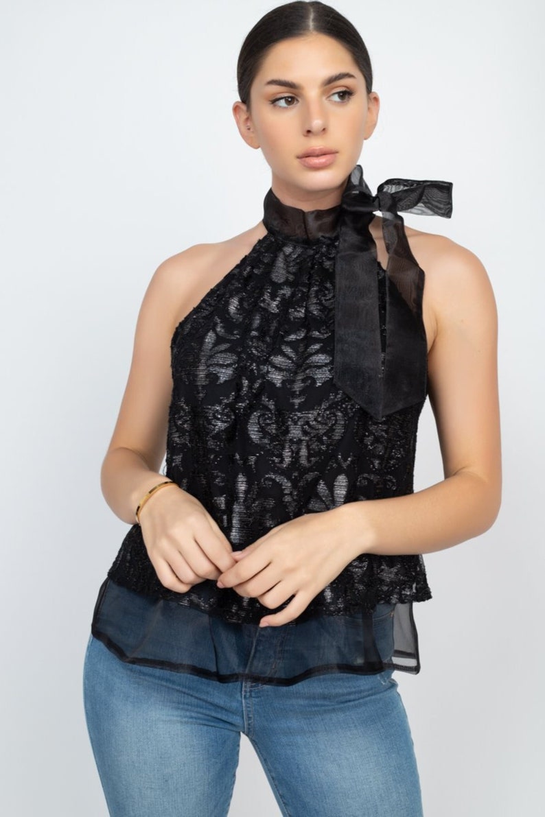 Women/'s Sleeveless Neck Tie Keyhole Top