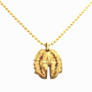 3d Walnut Necklace