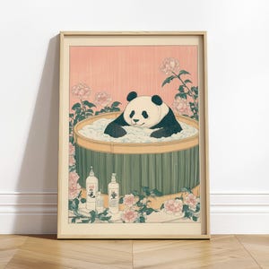 Impresión de baño japonés, póster divertido de panda en una bañera, decoración de pared japonesa, impresión de arte animal, decoración de pared de estética minimalista