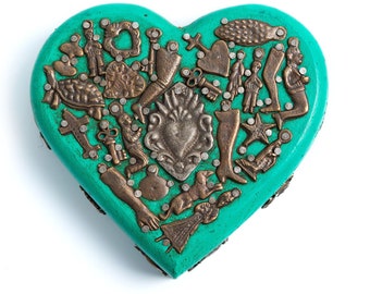 5.1" Mexican wooden heart with Milagros. Sacred Heart with Ex Votos. Mexican religious decoration