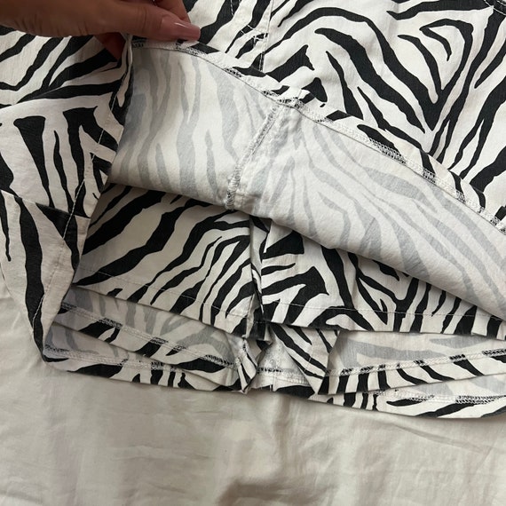 Y2k black and white zebra print mini skirt skort … - image 3