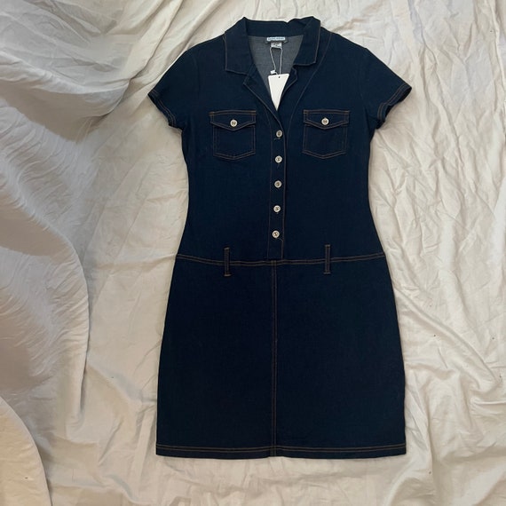 Y2k button up denim dress w pockets and belt loop… - image 2