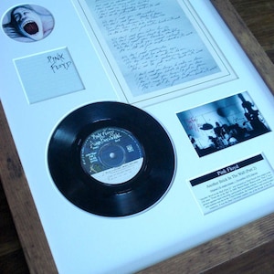 Another Brick In The Wall des Pink Floyd 7 pouces + écran encadré pour paroles en vinyle