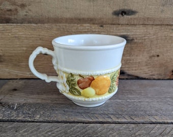 Vintage Della Robbia Flat Cup by Metlox - Poppytrail - Vernonware Made in the USA, California