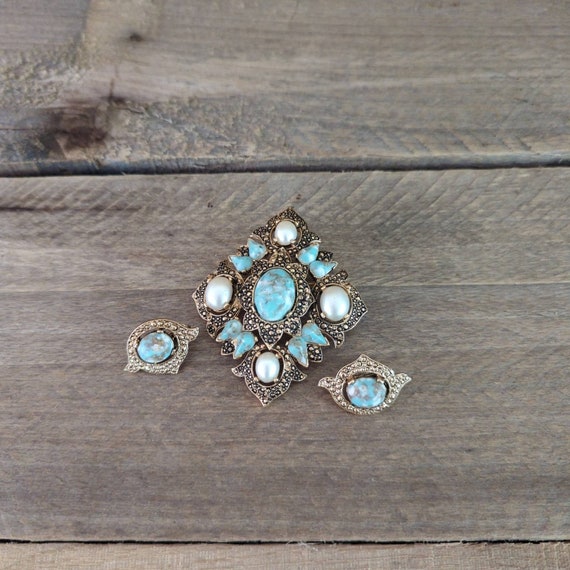 Vintage Sarah Coventry 1968 "Remembrance" Brooch … - image 3