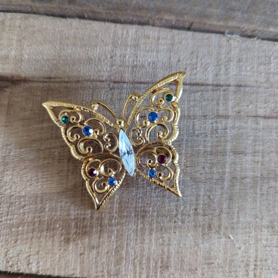 Vintage Goldtone Butterfly Brooch by Monet - image 4