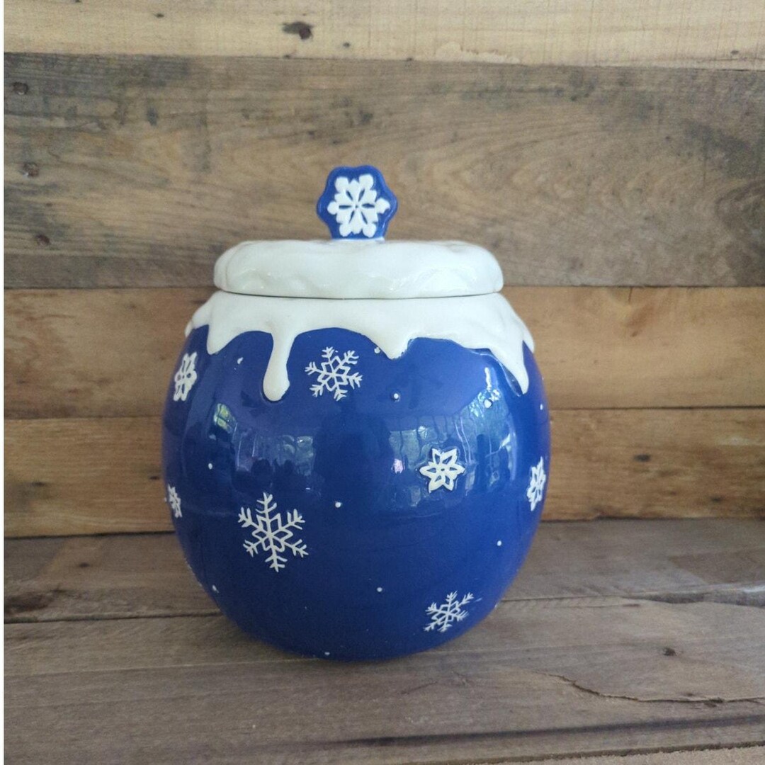 Vintage 2000s Ceramic Blue Winter Holiday Snowflake Cookie Jar by CKA ...