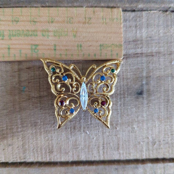 Vintage Goldtone Butterfly Brooch by Monet - image 7