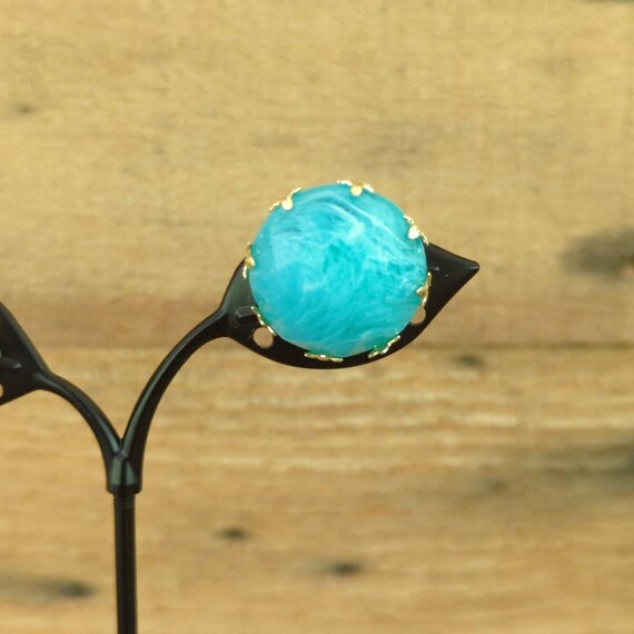 Vintage Gold Tone Turquoise Colored Clip-on Earri… - image 2