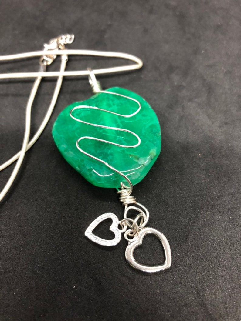 Hand Wired Natural Green Agate Pendant and Necklace