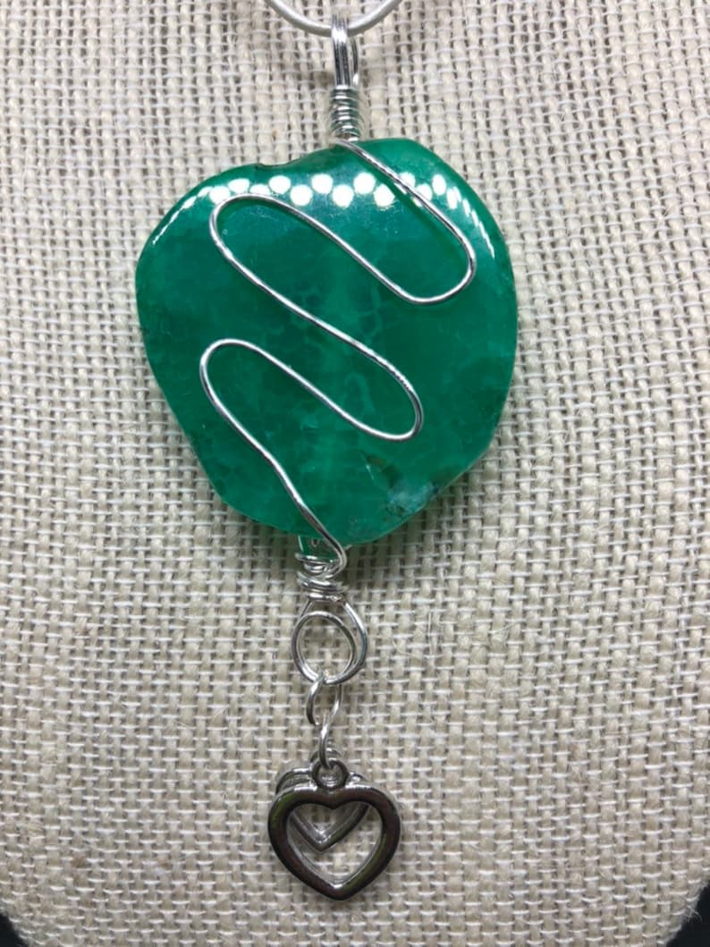 Hand Wired Natural Green Agate Pendant and Necklace
