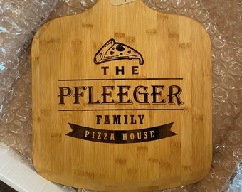 Bamboo Pizza Peel, Family Pizza House, Personalized Pizza Paddle, Custom Pizza Peel, Pizza Lover’s Gifts, Laser Engraved, Pizza Serving