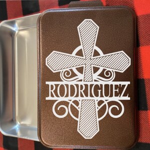 9x13 Aluminum Cake Pan with Colored Lid-Laser Engraved-Personalized Name Split Cross-Wedding-Anniversary-Kitchen-Bakers-Birthday-Shower Gift