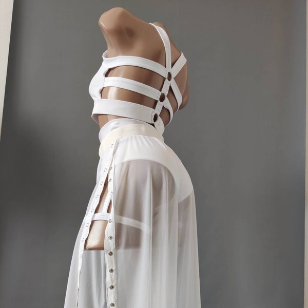 Traje de festival blanco, traje de malla transparente, ropa de festival transparente, conjunto de pole dance, traje de bachata, top, pantalones cortos y culottes para pole dance