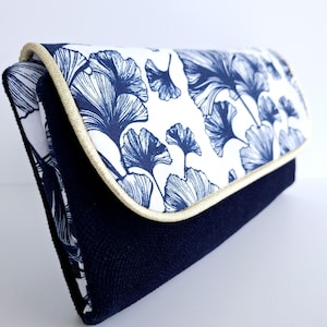 portefeuille femme tissu tout en un portemonnaie protège chéquier et porte carte tissu gingko bleu et velours bleu nuit
