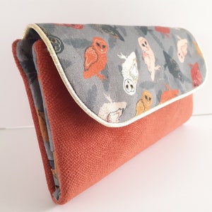 portefeuille femme tissu tout en un portemonnaie protège chéquier et porte carte velours terracotta  et coton motif chouettes