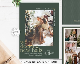 Könnte beinhalten: Eine grüne Weihnachtskarte mit goldfarbenem Rand und dem Text "we're decking new halls" und "The Miller Family". Die Karte zeigt ein Foto einer Familie, die vor einem Weihnachtsbaum steht. Die Rückseite der Karte bietet vier verschiedene Fotooptionen.