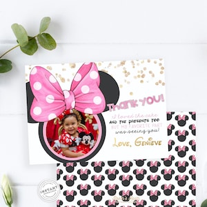 Oh aniversário cor-de-rosa do arco de Twodles você de <br> Entrega Rápida? O aniversário dos miúdos agradece-lhe cartão de <br> Entrega Rápida? convite do aniversário do rato dos miúdos | Convite Eletrônico Laço Rosa