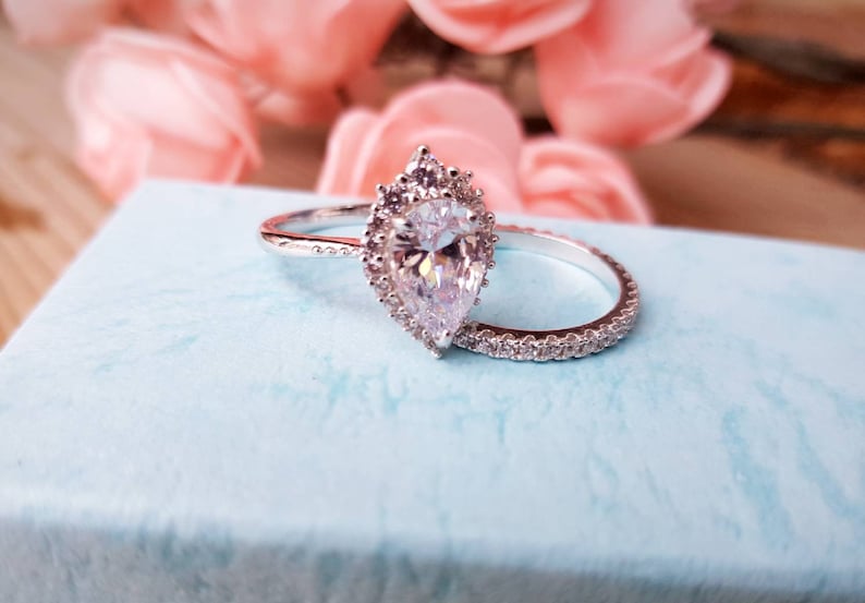 Engagement Ring Pear Ring Set Art Deco Ring Nesting Ring Set Vintage Engagement Ring Set Affordable Engagement Ring Tear Drop Ring