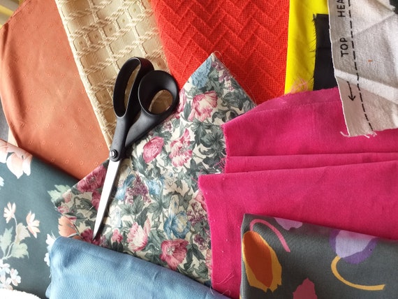 1 KILO bag of fabric remnants-off cuts-Bundle-Craft making projects